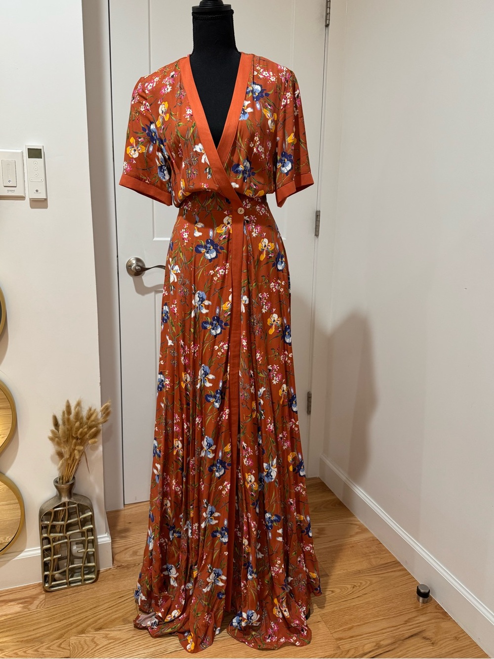 NWT Rust Floral Wrap Maxi Dress with V-Neck from Greek Brand Arpyes